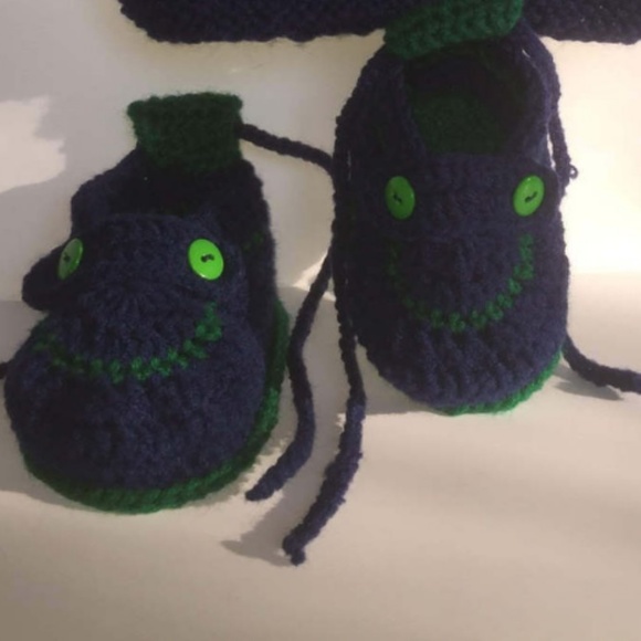 NWT  made in Europe - Artisan Baby set for 6-9mo - Picture 3 of 4